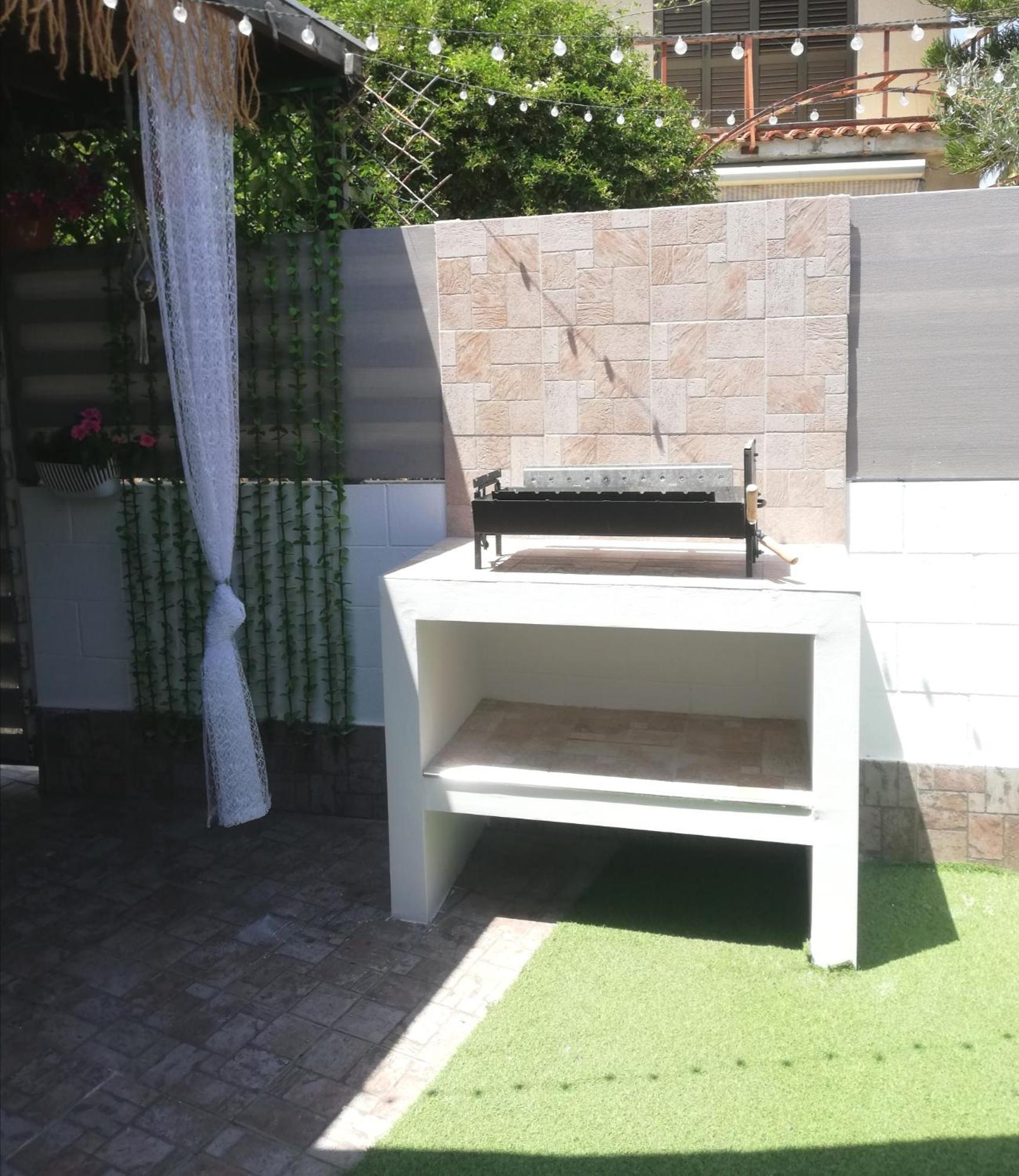 Demetris Apartment Meneou Bagian luar foto