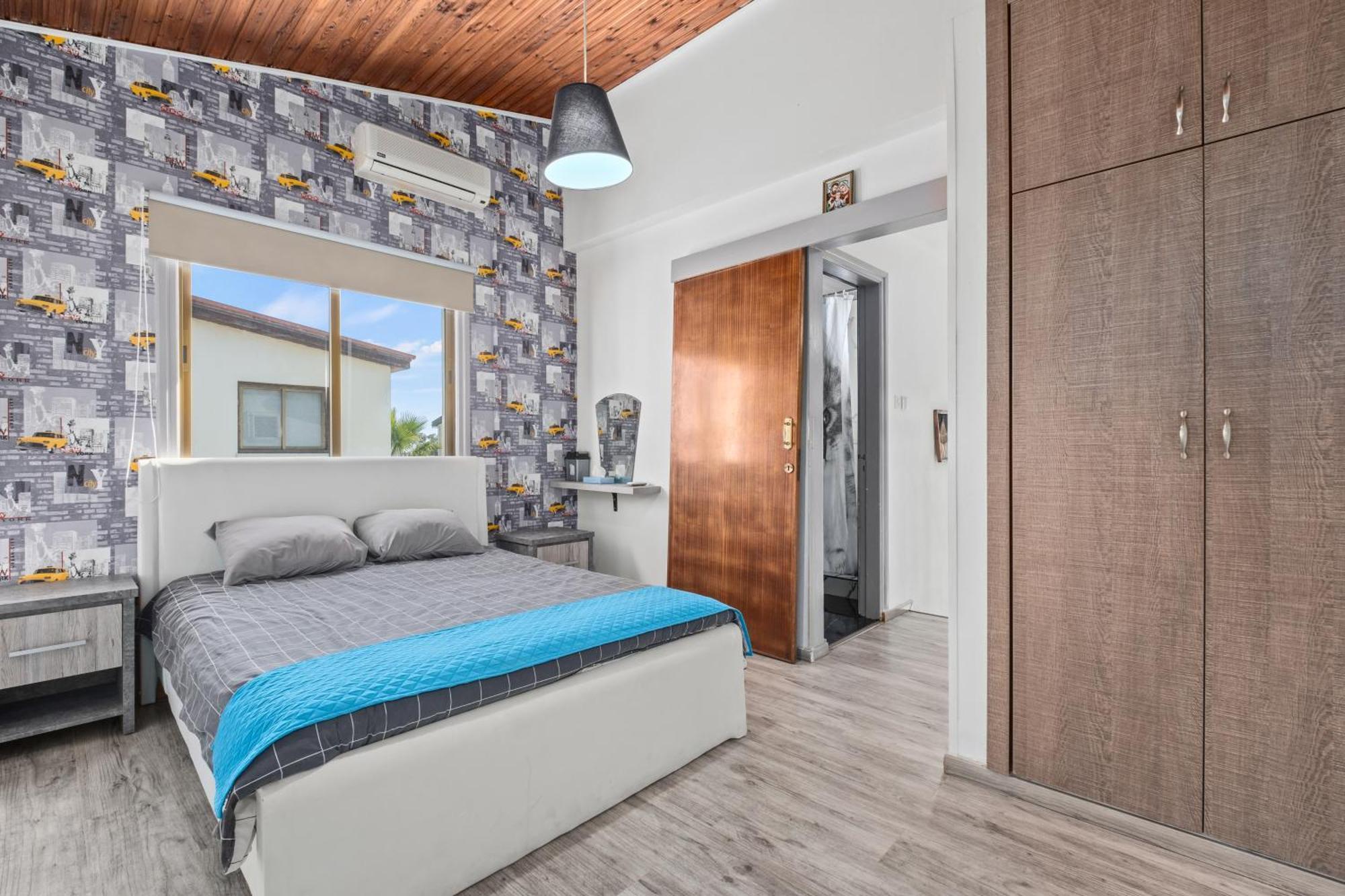 Demetris Apartment Meneou Bagian luar foto