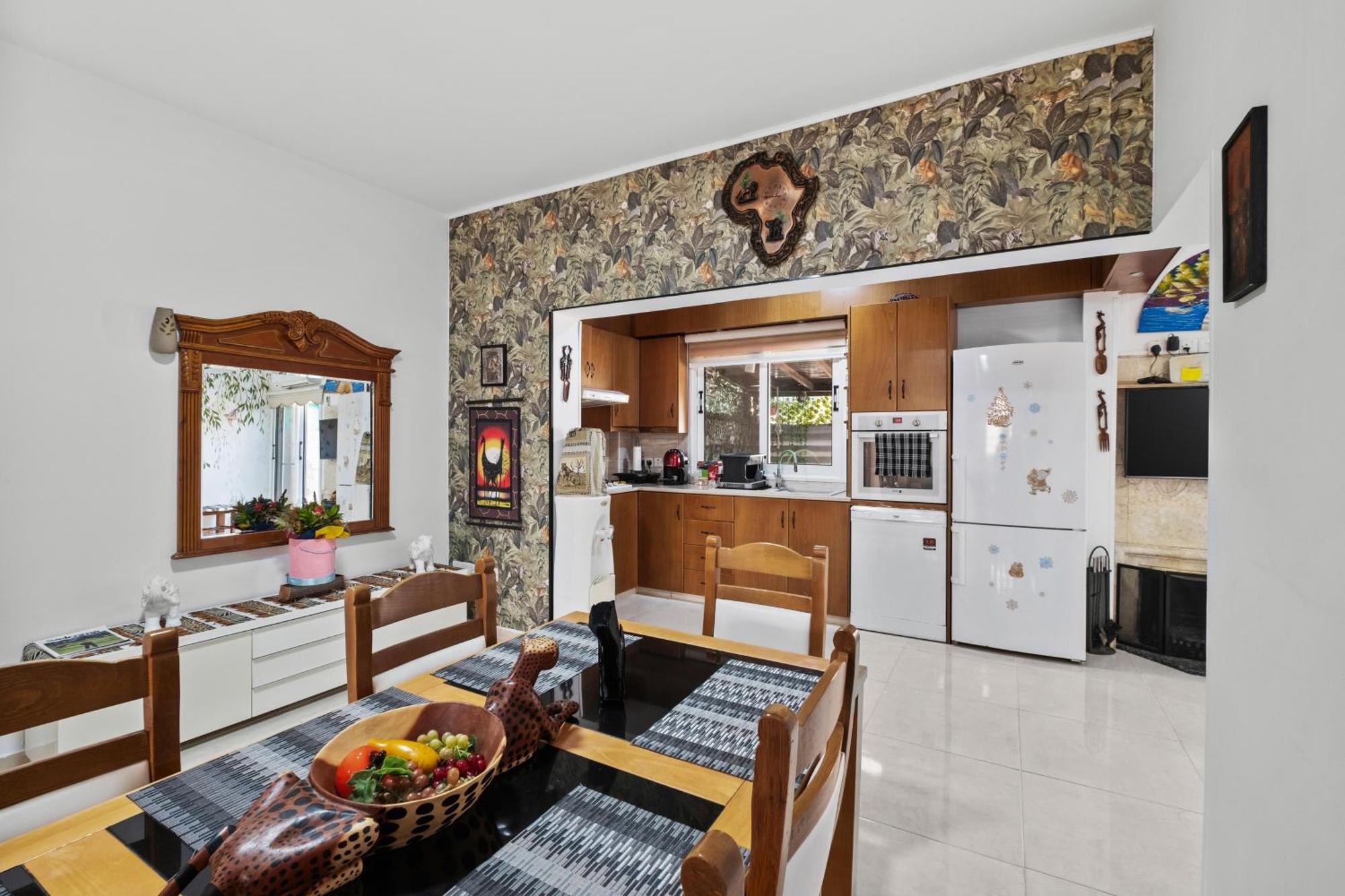 Demetris Apartment Meneou Bagian luar foto