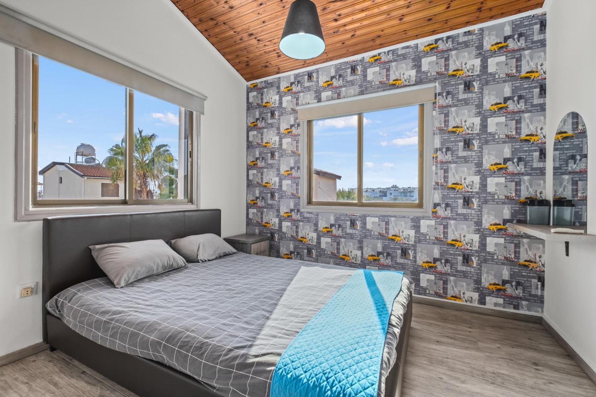 Demetris Apartment Meneou Bagian luar foto