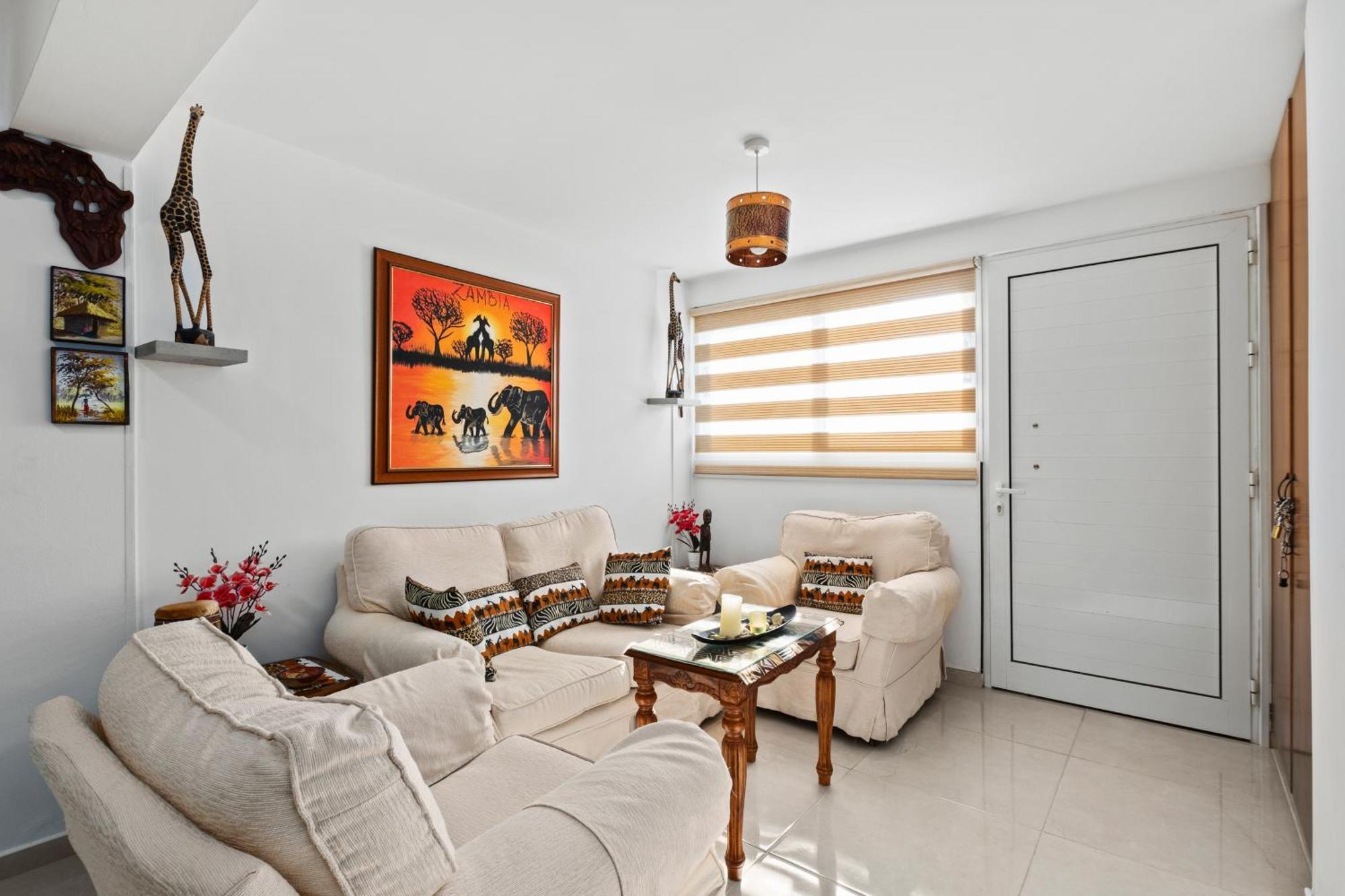 Demetris Apartment Meneou Bagian luar foto