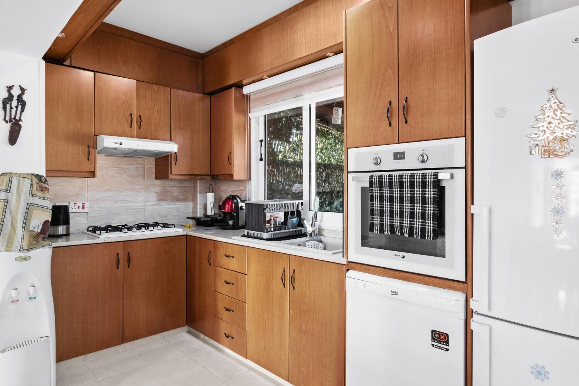 Demetris Apartment Meneou Bagian luar foto